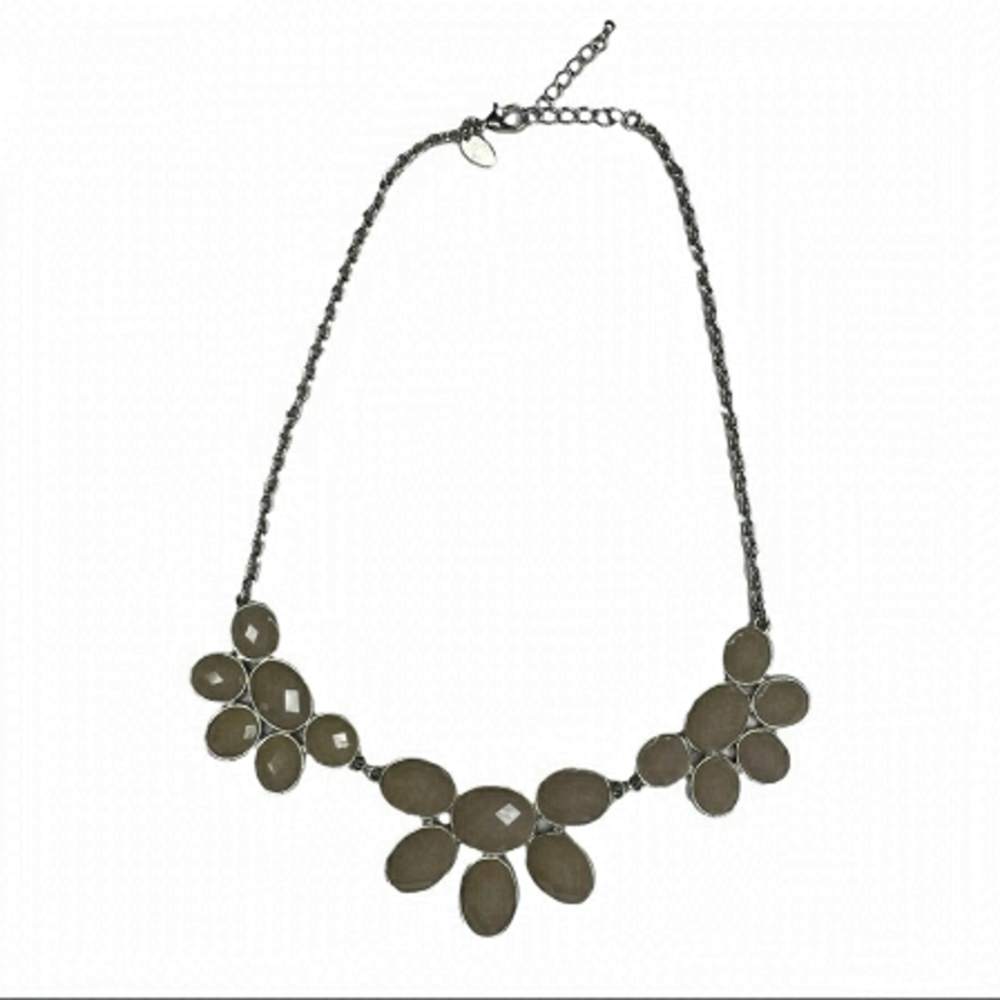 CHARMING Charlie Statement Bib Necklace Oval Clusters